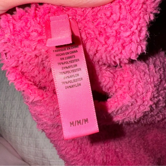 SKIMS Cozy Knit Crew & Joggers (Set) in Barbie Pink - Picture 6 of 7